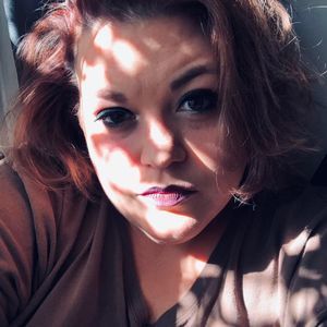 Meet your Posher, Clarissa